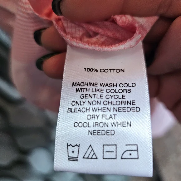 Foxcroft Gingham Vneck Blouse in Pink and White - Size 4, NWT - Picture 8 of 8